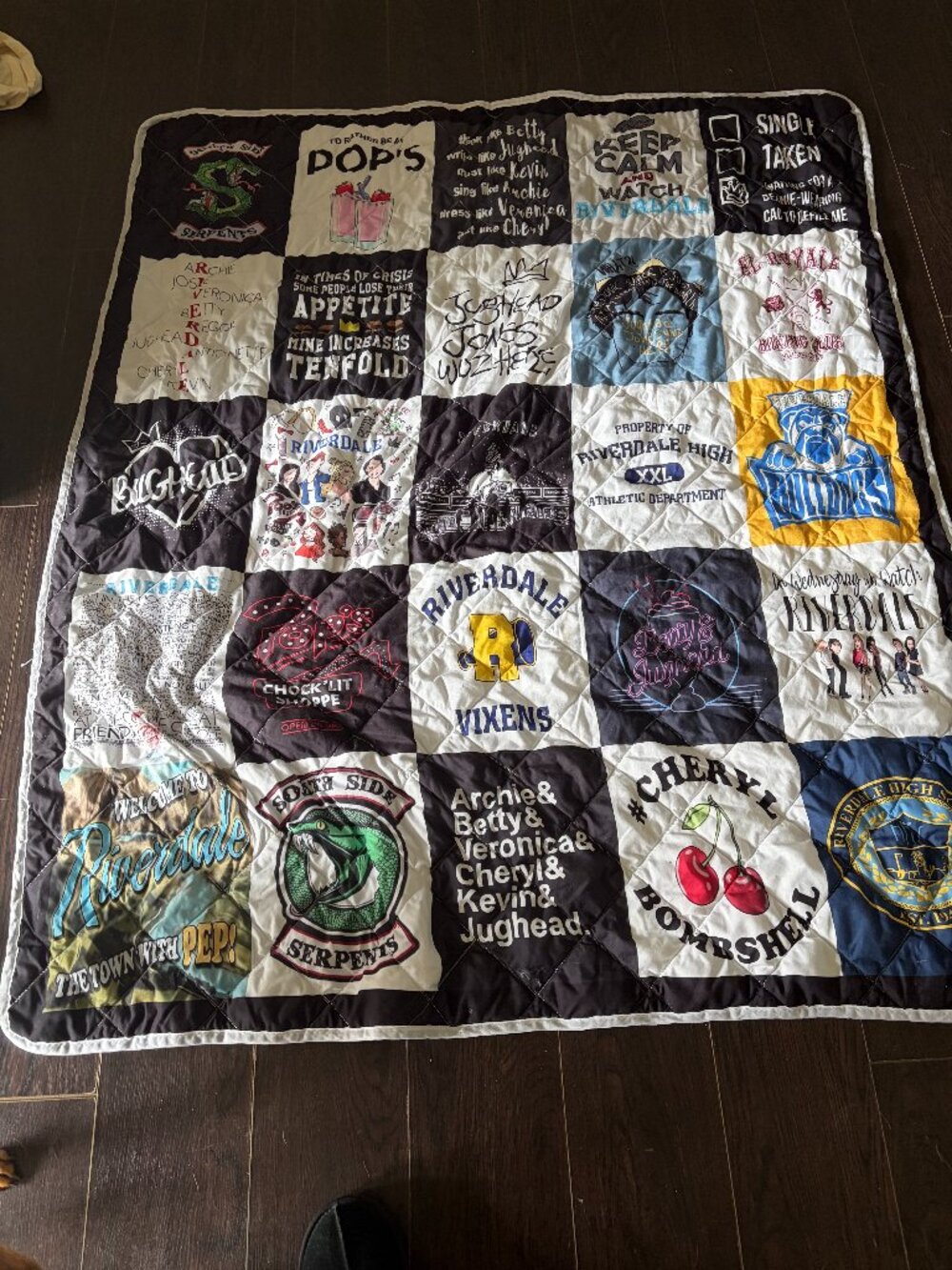 Riverdale TV SERIES quilt / blanket merch cozy